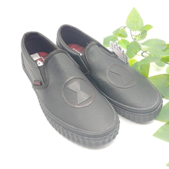 VANS MARVEL CLASSIC SLIP‎ ON 7.5M NEW IN BOX - Picture 3 of 11